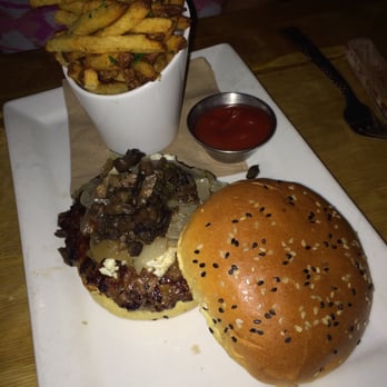 Eureka! - Burger - American Near Me - Fresno, California