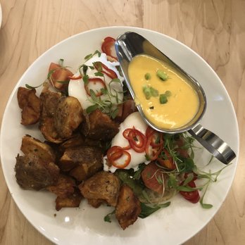 Benedict's - California Benedict - Breakfast & Brunch Near Me - Rochester, Minnesota