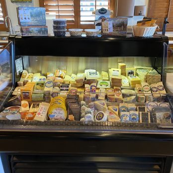 Le Vigne Winery - Wineries Near Me - Paso Robles, California