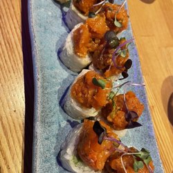 Social House - Sesame salmon