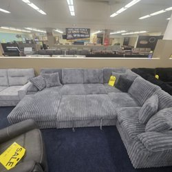 $1799.99 RHF or LHF Pull Out Sectional Sofa w/Storage Chaise+Pillows. 5 colors Beige,Black,Chocolate,Dark Gray,Gray