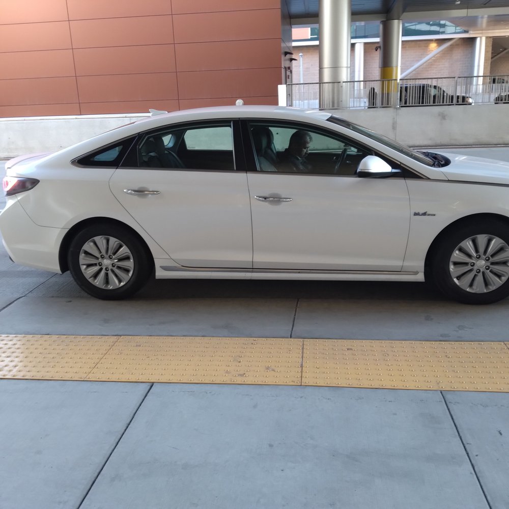 Uber - Scammer uber driver at Denver Airport - Taxis Near Me Uber - Scammer uber driver at Denver Airport - Taxis Near Me