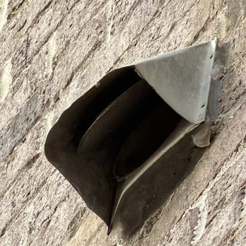 Mama Bear Dryer Vent Care - Old Dryer Vent with malfunctioning flap - Air Duct Cleaning Near Me - Marietta, Georgia Mama Bear Dryer Vent Care - Old Dryer Vent with malfunctioning flap - Air Duct Cleaning Near Me - Marietta, Georgia
