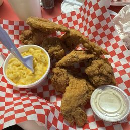 4 Whole wing dinner with a side of the Annie's premium side of mac & cheese. 4 Whole wing dinner with a side of the Annie's premium side of mac & cheese.