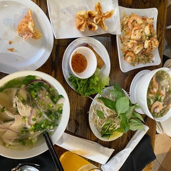 Pho Viet & Seafood - chicken pho , seafood pho, shrimp fried rice , eggrolls , creamy crab wontons , mango tea - Vietnamese Near Me - Sugar Land, Texas Pho Viet & Seafood - chicken pho , seafood pho, shrimp fried rice , eggrolls , creamy crab wontons , mango tea - Vietnamese Near Me - Sugar Land, Texas