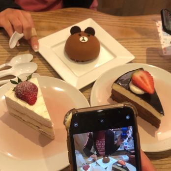 A La Mousse - Desserts Near Me - Philadelphia, Pennsylvania A La Mousse - Desserts Near Me - Philadelphia, Pennsylvania