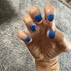 Rainbow Nails & Foot Spa