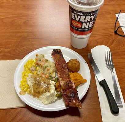 Golden Corral Buffet & Grill by null