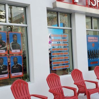 Shoe Palace - Shoe Stores Near Me - Miami, Florida