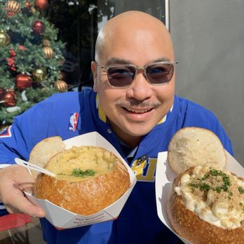 Boudin Bakery Cafe - Crab Mac & Cheese Crab Chowder in a Sourdough Bread Bowl - Bakeries Near Me - San Francisco, California Boudin Bakery Cafe - Crab Mac & Cheese Crab Chowder in a Sourdough Bread Bowl - Bakeries Near Me - San Francisco, California