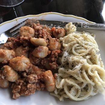 Maialina - Bolognese on the left and Cacio e Pepe on the right - Italian Near Me - Indianapolis, Indiana Maialina - Bolognese on the left and Cacio e Pepe on the right - Italian Near Me - Indianapolis, Indiana