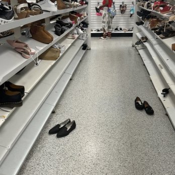 Ross Dress for Less - Department Stores Near Me - Dunwoody, Georgia