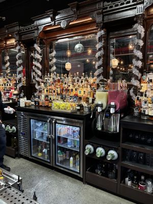 Barrow’s Intense NY Tasting Room by null