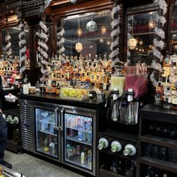 Barrow’s Intense NY Tasting Room - Bar