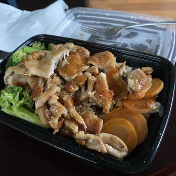 Hibachi Express - chicken and broccoli in a plastic container - Japanese Near Me - Girard, Ohio Hibachi Express - chicken and broccoli in a plastic container - Japanese Near Me - Girard, Ohio
