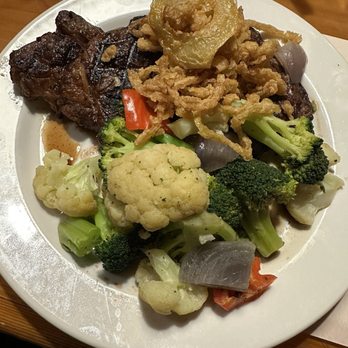 Cattlemens - Rib Eye with Veggies - Steakhouses Near Me - Rancho Cordova, California Cattlemens - Rib Eye with Veggies - Steakhouses Near Me - Rancho Cordova, California