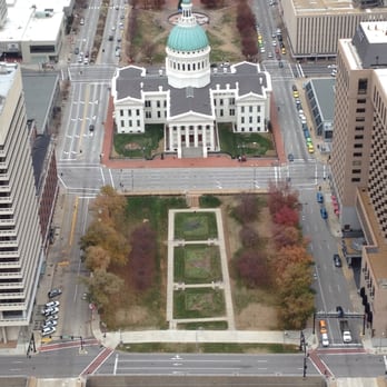 Gateway Arch - Landmarks & Historical Buildings Near Me - St. Louis, Missouri