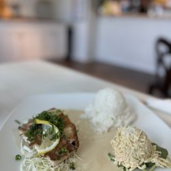 Puakea Grill - Sautéed Mahi