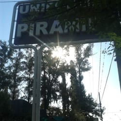 Uniformes Piramide