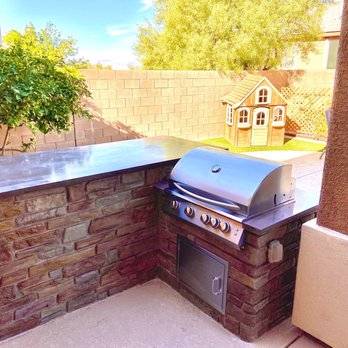 Mauri Landscapes - Custom made outdoor BBQ island by MAURI   He can make you anything! - Landscaping Near Me - Las Vegas, Nevada