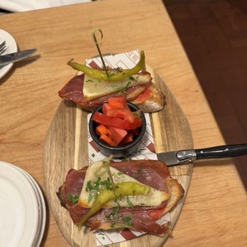 La Boca - Pintxos-- jamon serrano, tomato puree, manchego, piparra - Tapas Bars Near Me - Santa Fe, New Mexico La Boca - Pintxos-- jamon serrano, tomato puree, manchego, piparra - Tapas Bars Near Me - Santa Fe, New Mexico