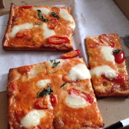 Grandma Pizza