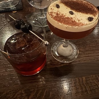 Blood & Sand - New American Near Me - St Louis, Missouri
