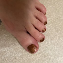 Big chunk of polish gone within hours!! Big chunk of polish gone within hours!!