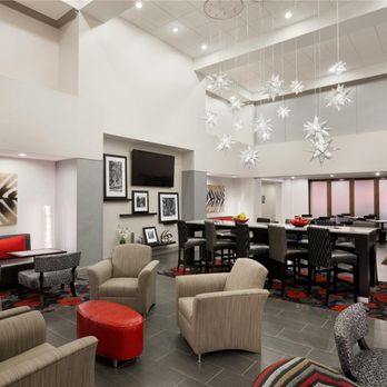 Hampton Inn & Suites Roanoke Airport - Reception - Hotels Near Me - Roanoke, Virginia Hampton Inn & Suites Roanoke Airport - Reception - Hotels Near Me - Roanoke, Virginia