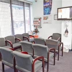 Englinton Medical - Waiting area