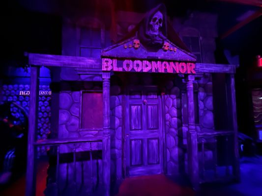 Blood Manor by null