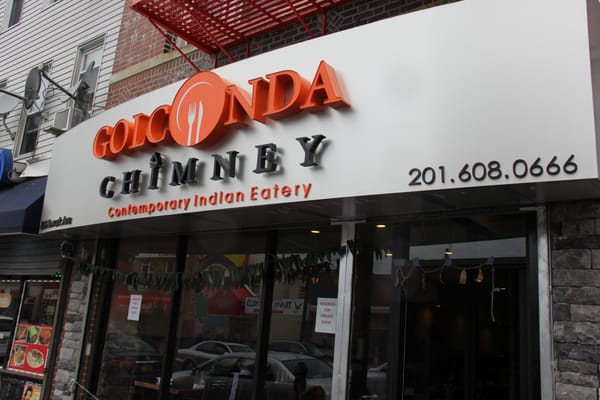 Golconda Chimney by null