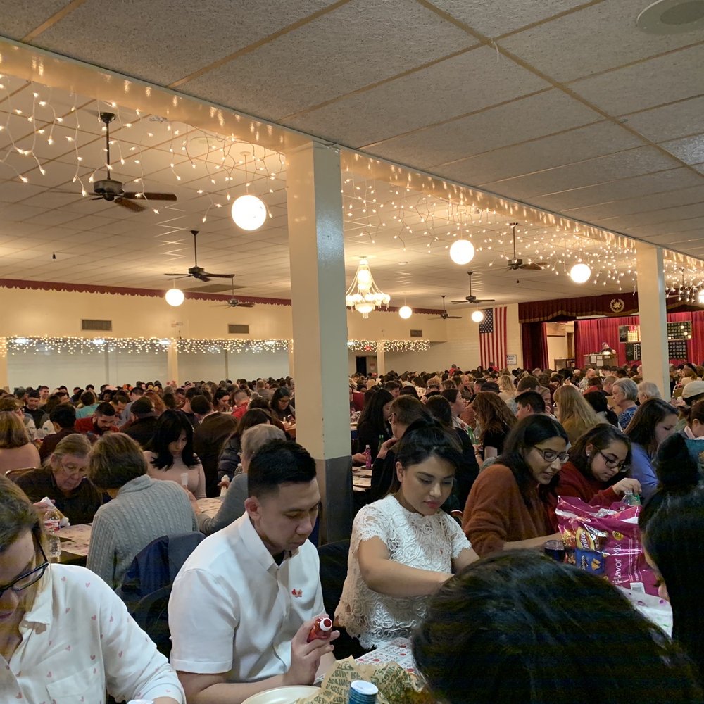 Packed house! Packed house!