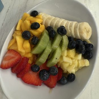 Pura Vida Miami - FRUIT SALAD - Breakfast & Brunch Near Me - New York, New York