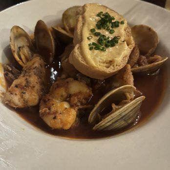 Muriel's Jackson Square - Bayoubaisse - Cajun/Creole Near Me - New Orleans, Louisiana Muriel's Jackson Square - Bayoubaisse - Cajun/Creole Near Me - New Orleans, Louisiana