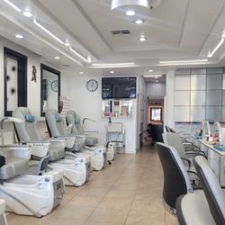 Ume Nails Bar