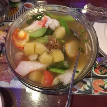 Pho Vietnam - Seafood soup - seafood, pineapples, tomatoes, veggies and beansprouts - Vietnamese Near Me - Brooklyn, New York