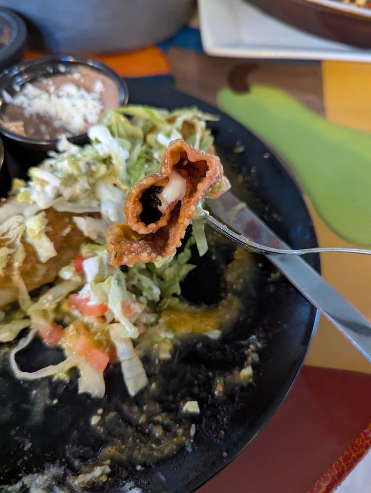 Gustavo's Mexican Restaurant & Bar