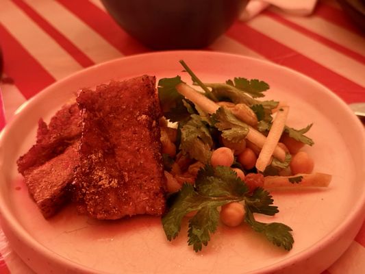 Golden Gate Saloon by null