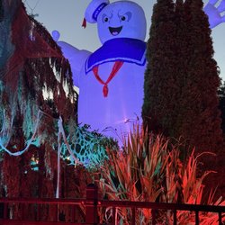 Holidays on Franklin - Staypuft