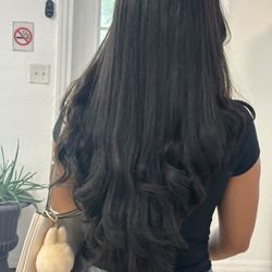 Wash, blow dry, cut straighten... and the best treatment ! So sweet and did an amazing job i am so happy with my hair now. :-)