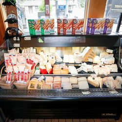 Bodega - Bodega cheese selection