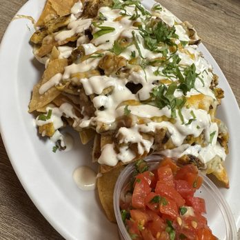 Taqueria Michoacan - Nachos with chicken - Mexican Near Me - Egg Harbor Township, New Jersey Taqueria Michoacan - Nachos with chicken - Mexican Near Me - Egg Harbor Township, New Jersey