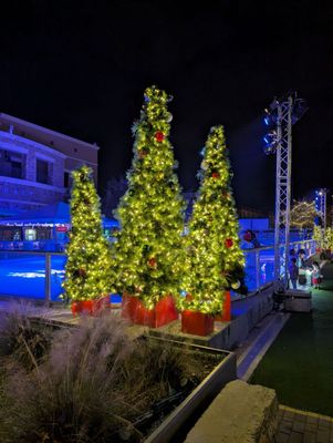 Hill Country Galleria by null