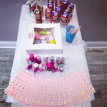 Coco Nails & Spa - Nail Salons Near Me - Wilmette, Illinois