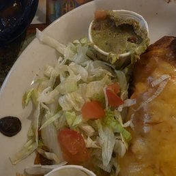 Chimi with lettuce and tomatoes... 3 small cubes of tomatoes