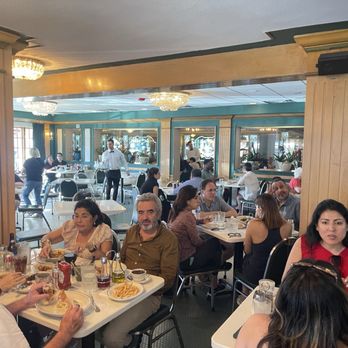 Versailles - Cuban Near Me - Miami, Florida