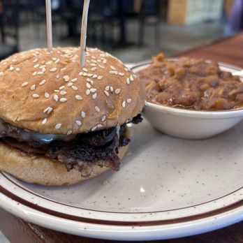 Elliott's - Barbeque Near Me - Florence, South Carolina