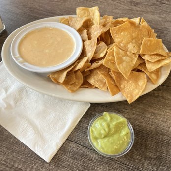 Chukis Tacos 2 - Cheese Dip & Chips - Mexican Near Me - Memphis, Tennessee