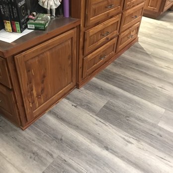 Austin Hardwood Flooring - A unique molding situation - Flooring Near Me - Austin, Texas Austin Hardwood Flooring - A unique molding situation - Flooring Near Me - Austin, Texas